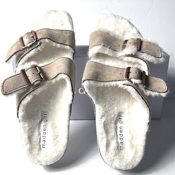 MADDEN GIRL Butterfly Taupe Furry Buckle Straps Slide Sandals Women's 11M NEW - Picture 2 of 10